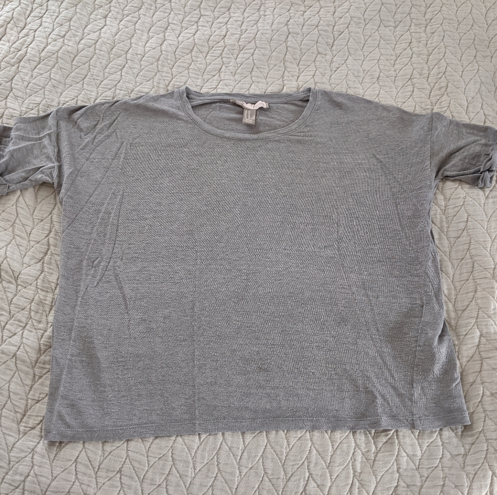 Cool Gray Loose Linen T-Shirr